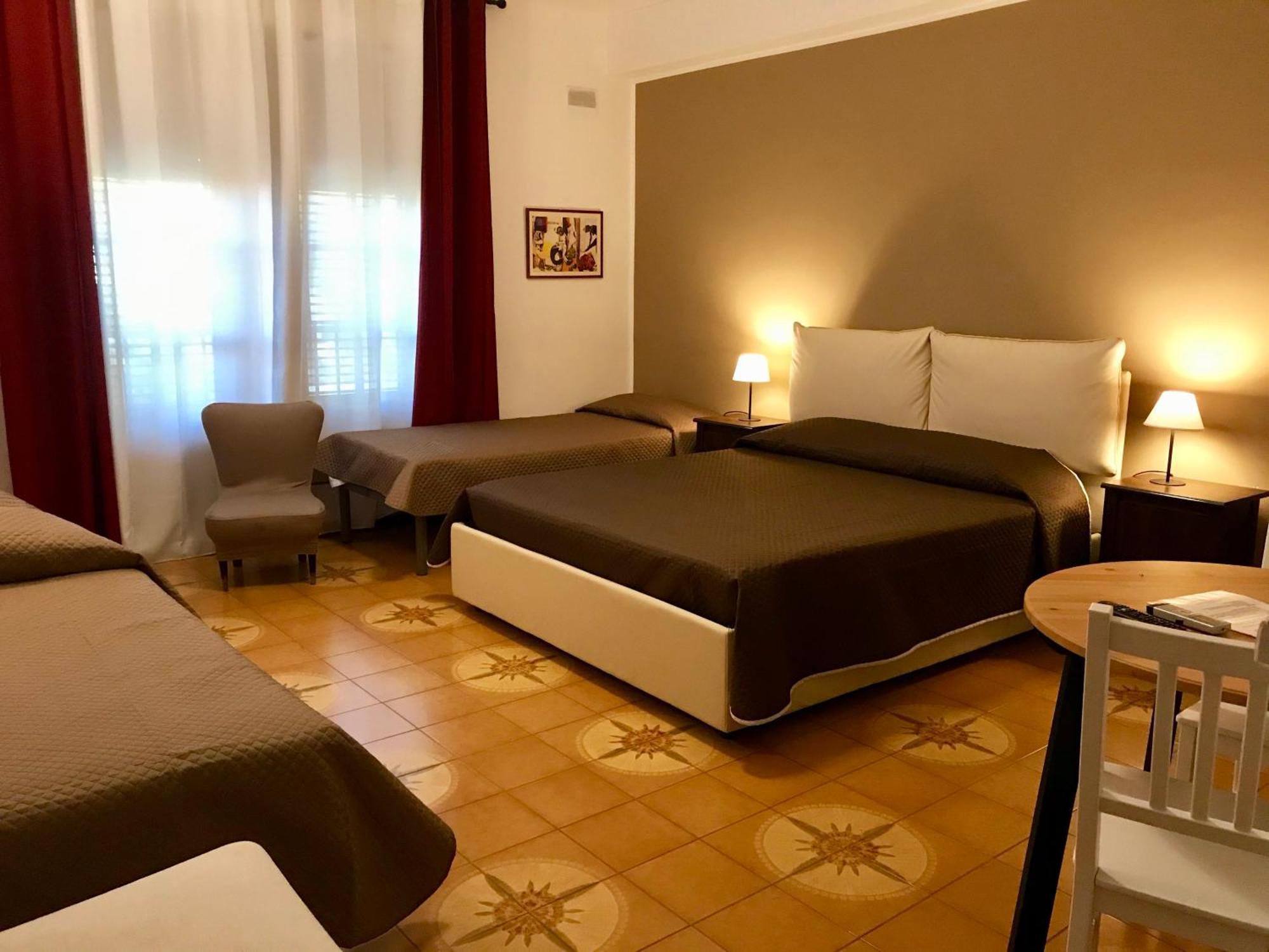 Gli Artisti Apartments & Rooms Bagheria Cameră foto